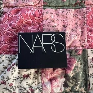 NARS eyeshadow duo